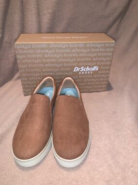 Dr. Scholl's Madison Cloud Slip On in Honey